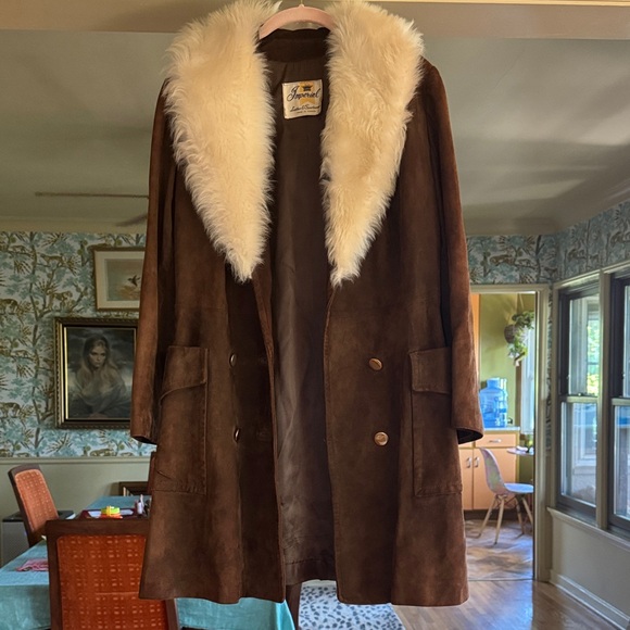 1970s Vintage Brown Soft Suede Leather Penny Lane Coat size Small Cream Collar - Picture 1 of 16